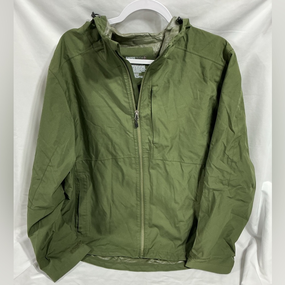 Swiss Tech Men’s Olive Green Softshell Jacket - Size L